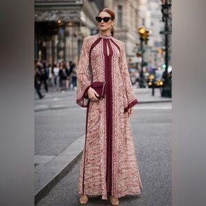 NWT BCBGMAXAZRIA Alia Baroque Paisley Maxi Dress – Size XXS – Retail: $498 USD